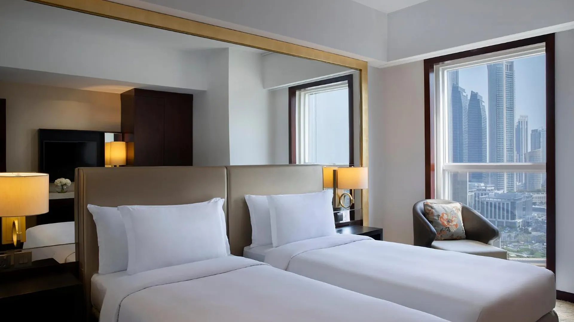 ***** Hotel Dusit Thani Dubai United Arab Emirates